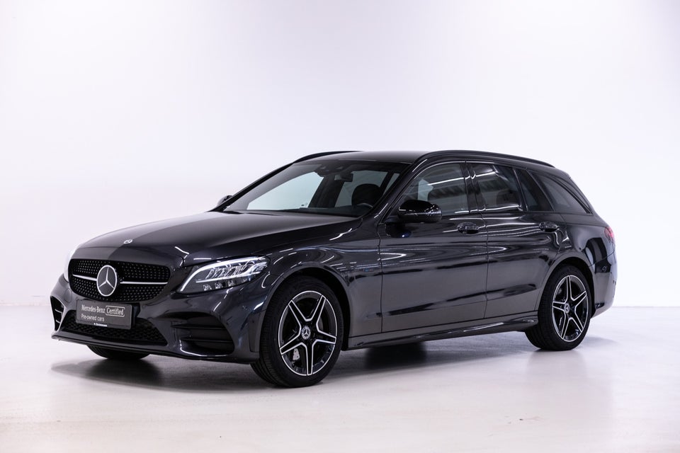 Mercedes C300 de 2,0 AMG Line stc. aut. 5d