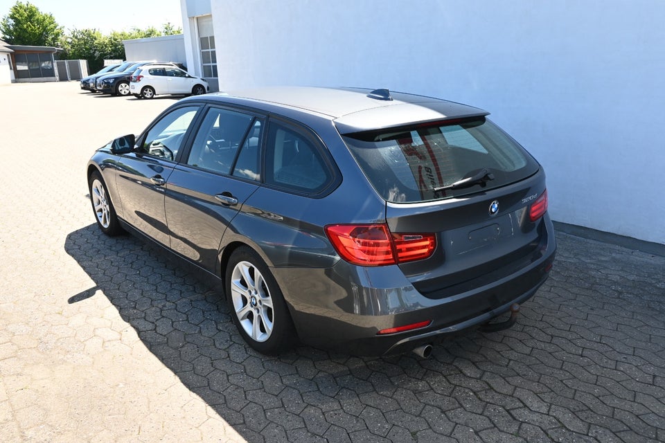 BMW 320d 2,0 Touring 5d