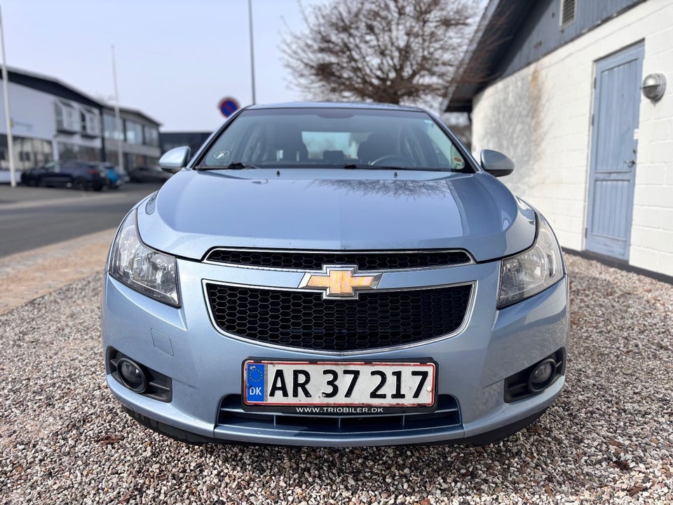 Chevrolet Cruze 2,0 VCDi 163 LS 4d