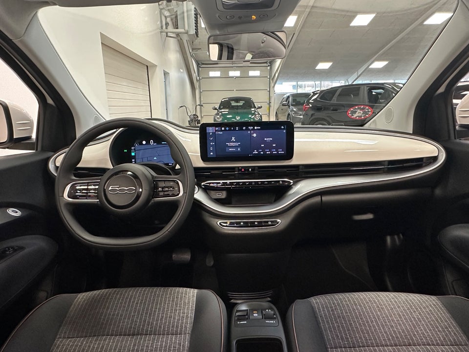 Fiat 500e 42 Icon Cabrio 2d