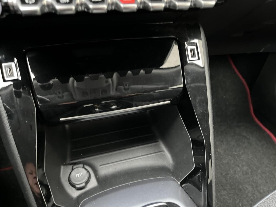 Peugeot 2008 1,2 PureTech 130 Allure Pack EAT8 5d