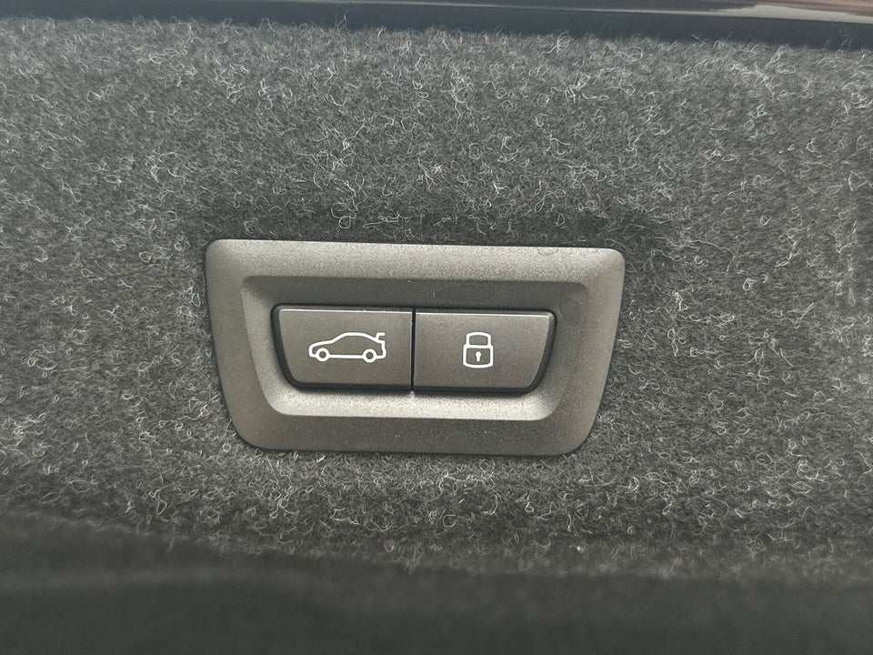 BMW i5 eDrive40 Fully Charged M-Sport Pro 4d