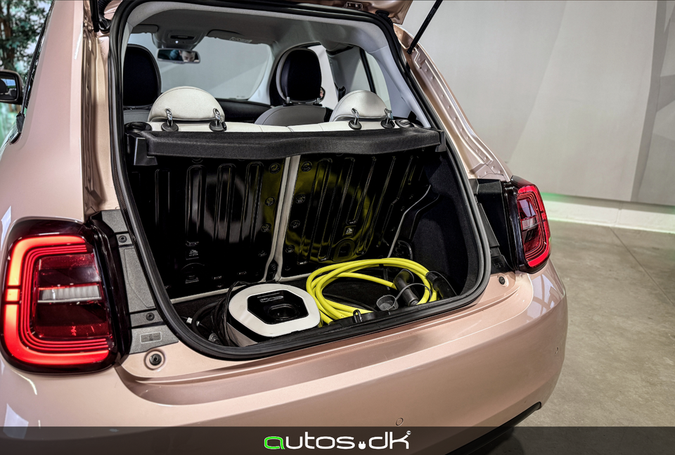 Fiat 500e 42 la Prima 3+1 4d