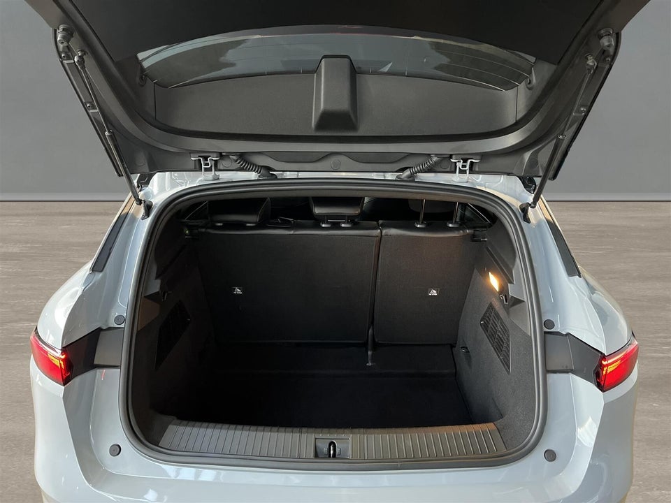 Renault Megane E-Tech 60 Iconic 5d