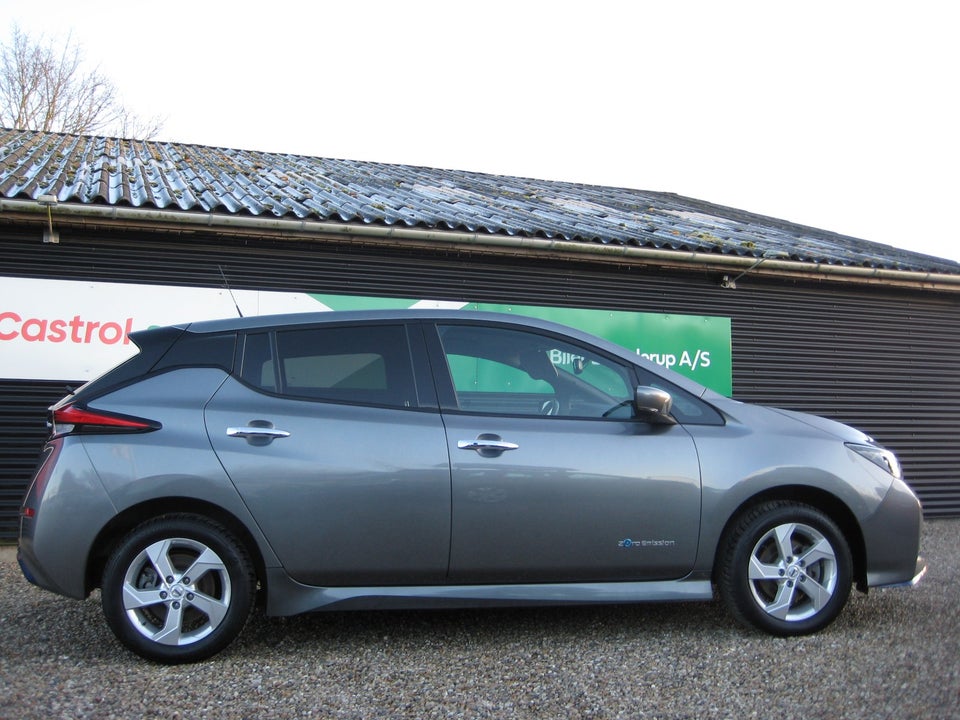 Nissan Leaf 62 e+ Tekna 5d