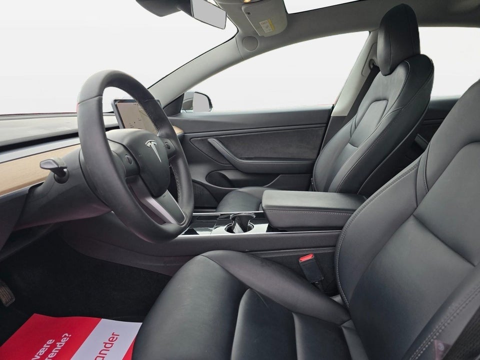 Tesla Model 3 Long Range AWD 4d