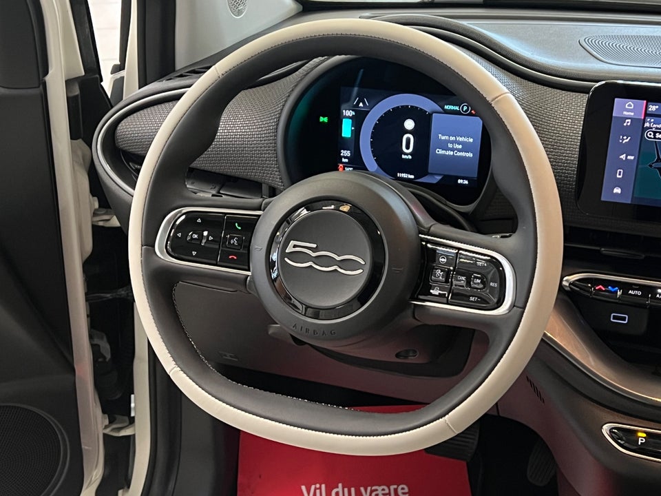 Fiat 500e 42 la Prima 3d