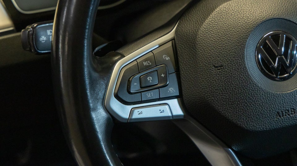 VW Passat 2,0 TDi 150 Elegance+ Variant DSG 5d