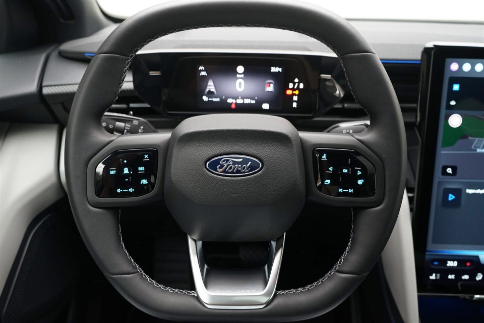 Ford Explorer 82 Premium Extended Range 5d