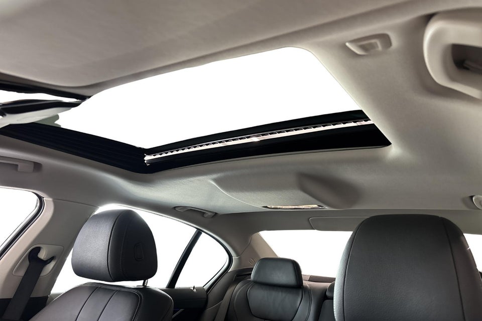 BMW 745e 3,0 Connected aut. 4d