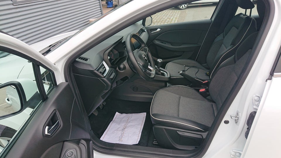 Renault Clio V 1,0 TCe 90 Intens 5d