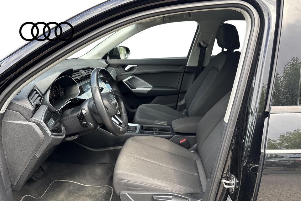 Audi Q3 35 TFSi Advanced Prestige S-tr. 5d