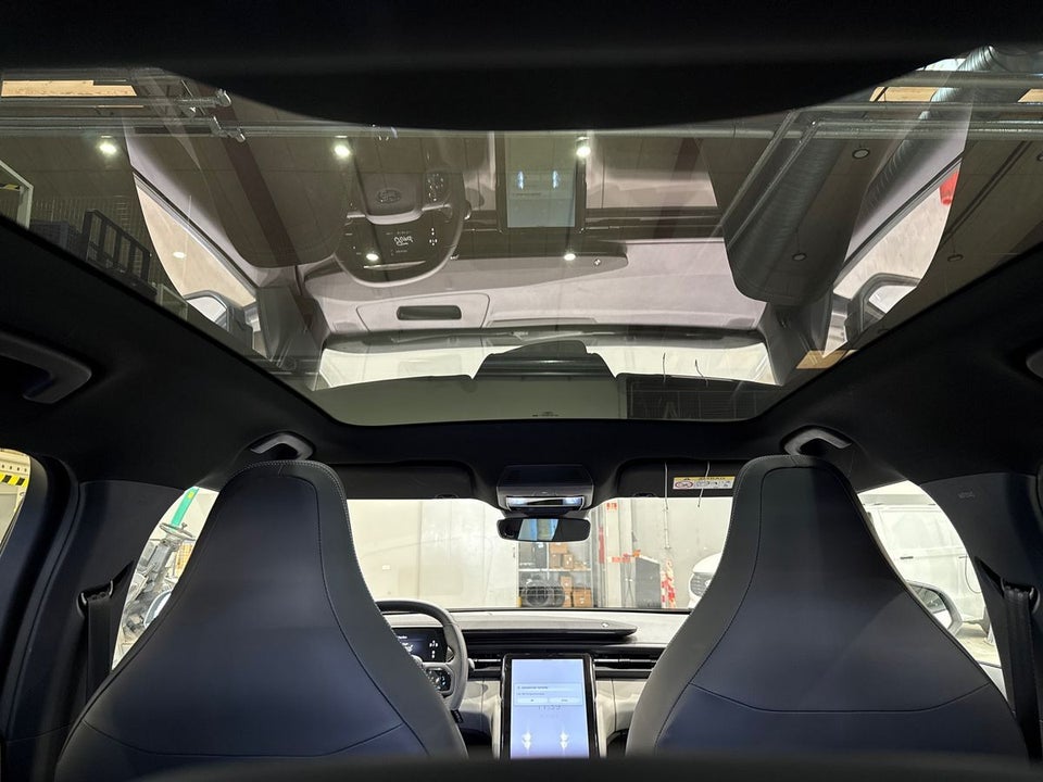 Ford Capri 82 Premium Extended Range 5d