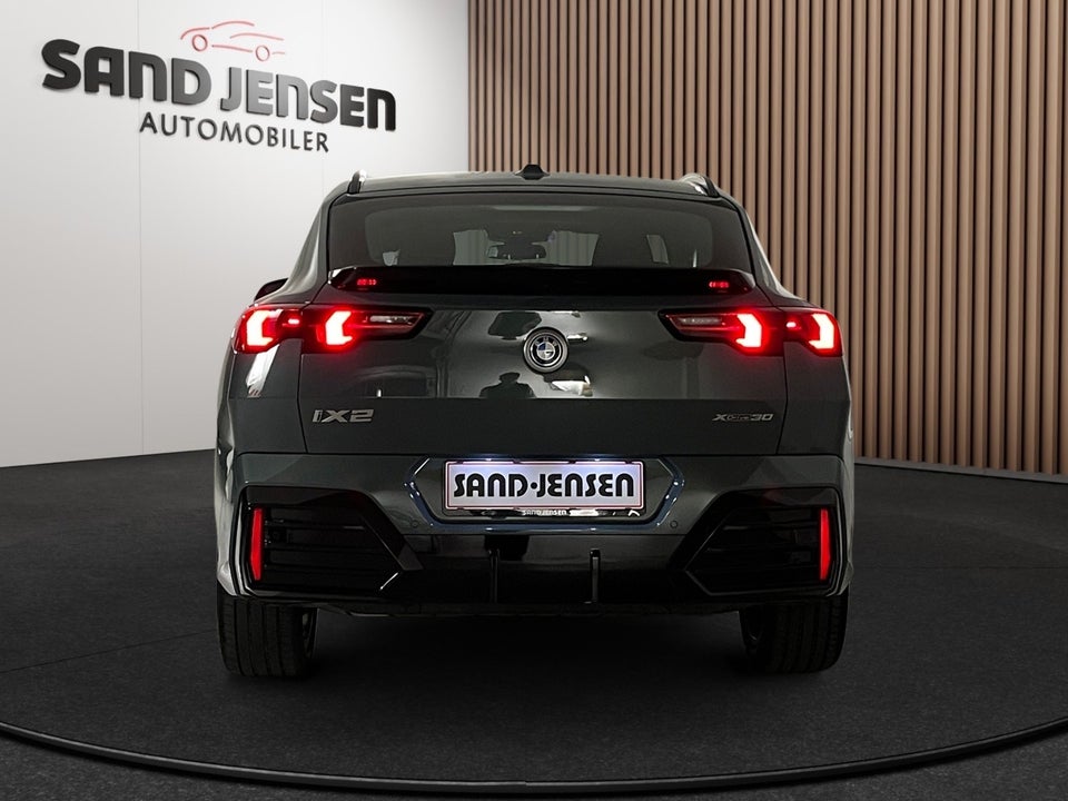 BMW iX2 xDrive30 M-Sport Premium 5d