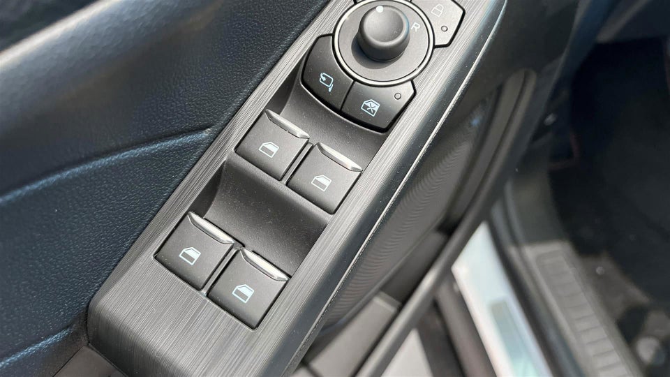 Ford Kuga 2,5 PHEV ST-Line X CVT 5d