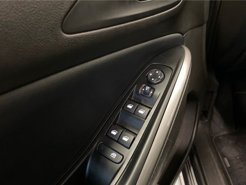 Opel Grandland 1,6 Hybrid Ultimate aut. 5d