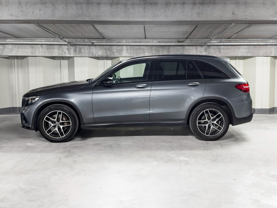 Mercedes GLC300 2,0 AMG Line aut. 4Matic 5d