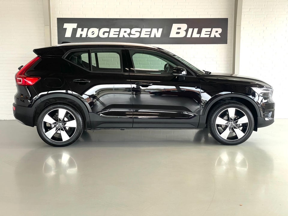 Volvo XC40 1,5 T3 156 Momentum 5d