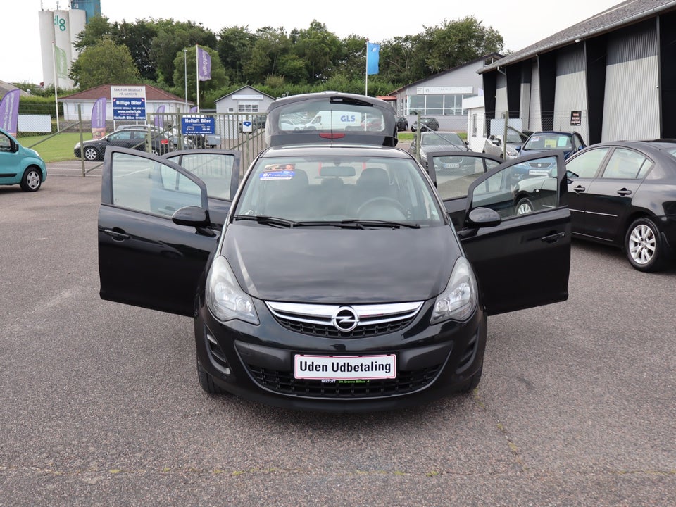 Opel Corsa 1,2 16V Cosmo 5d