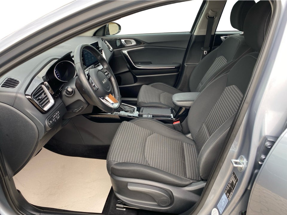 Kia Ceed 1,6 PHEV Prestige SW DCT 5d