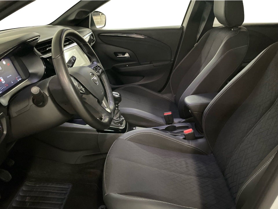 Opel Corsa 1,2 T 100 Elegance Sky 5d