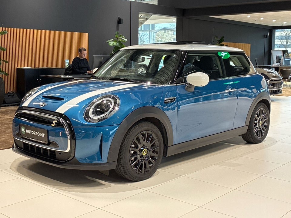 MINI Cooper SE Camden Edition 3d
