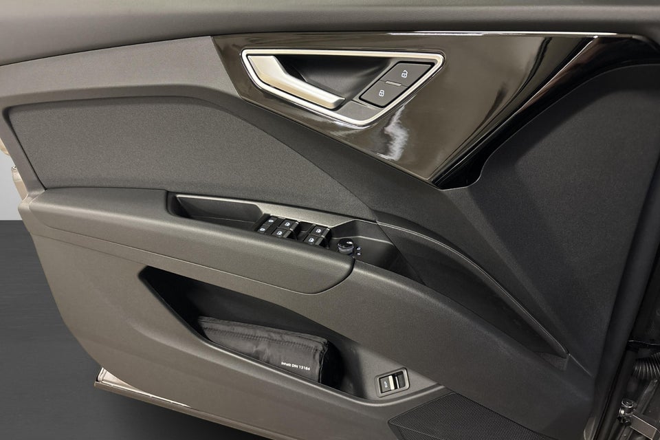 Audi Q4 e-tron 45 Progress 5d