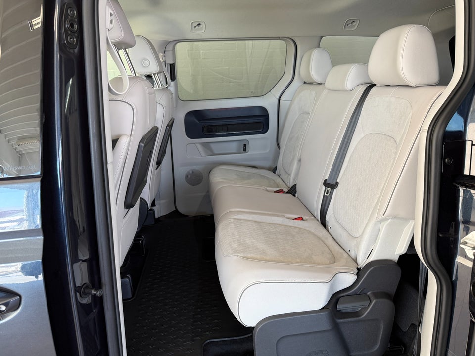 VW ID.Buzz 77 Style SWB 5d