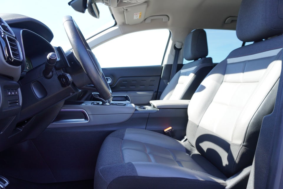 Citroën C5 Aircross 1,6 Hybrid Shine EAT8 5d