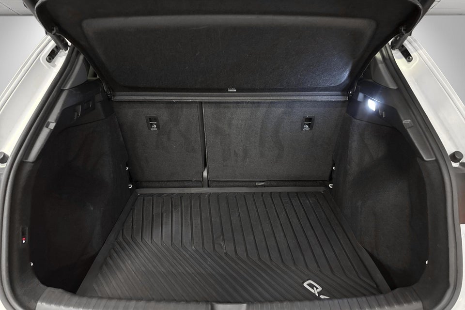 Audi Q4 e-tron 45 S-line 5d