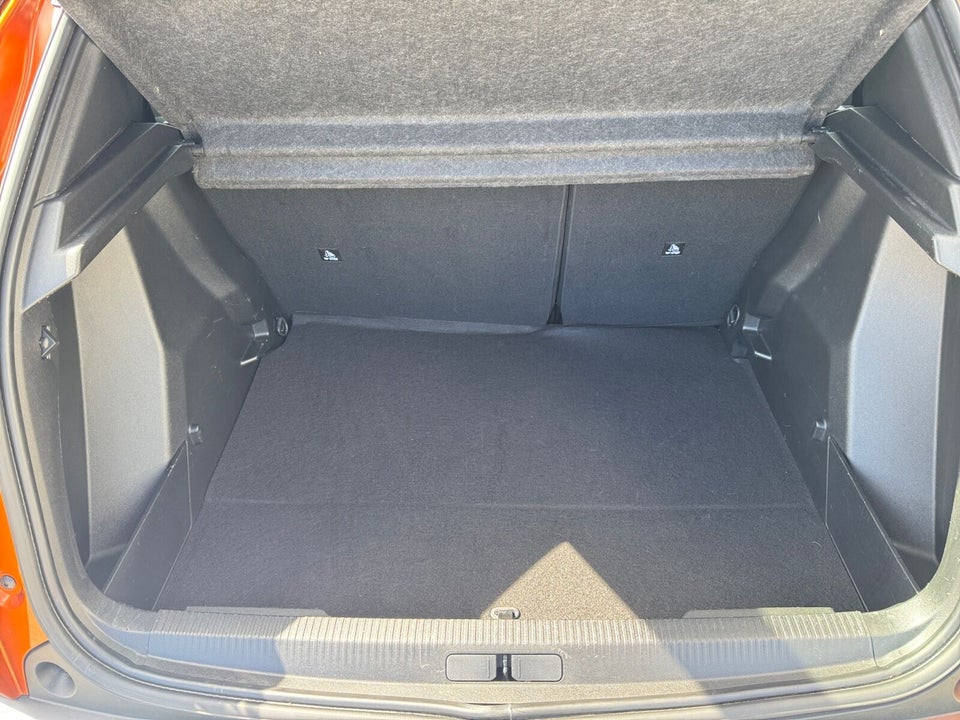 Peugeot e-2008 50 Active 5d