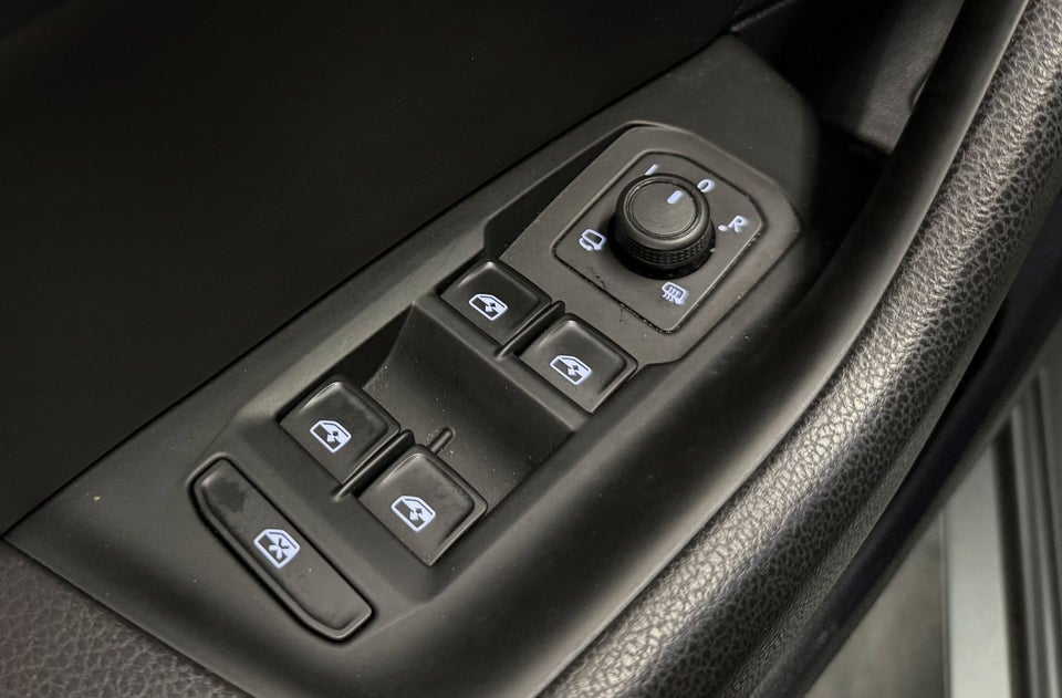 VW Arteon 1,5 TSi 150 Elegance Business DSG 4d