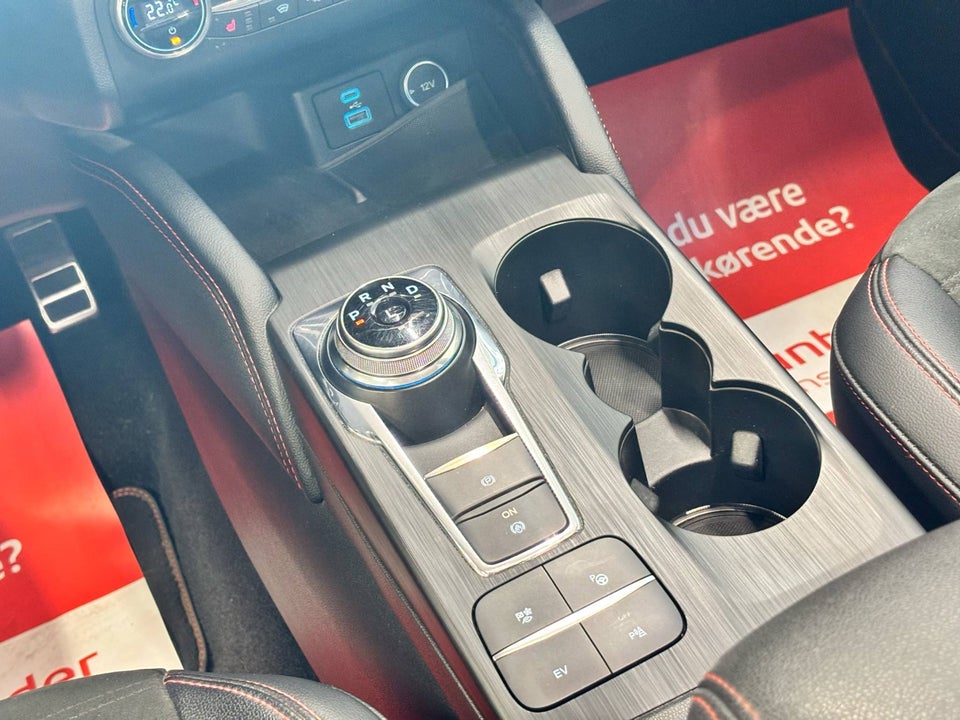 Ford Kuga 2,5 PHEV ST-Line X CVT 5d