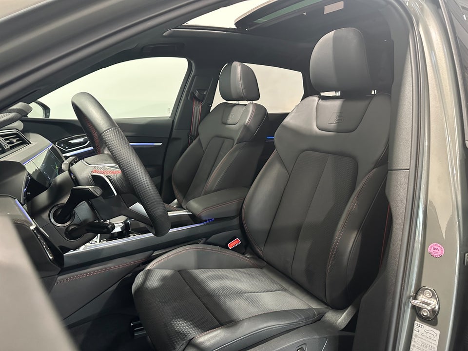 Audi Q8 e-tron 55 S-line Black Edition quattro 5d