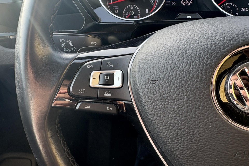 VW Touran 1,4 TSi 150 Highline DSG 7prs 5d