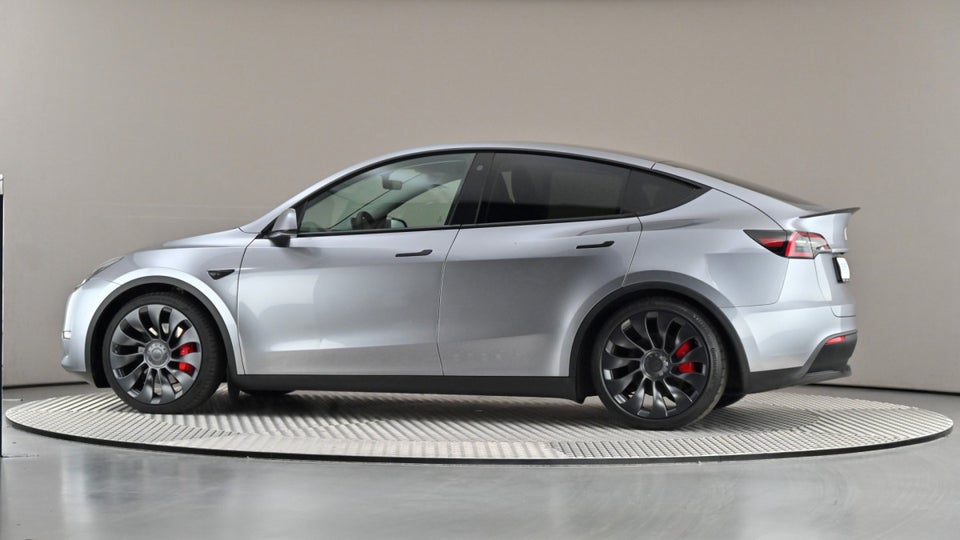 Tesla Model Y Performance AWD 5d