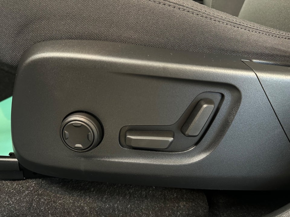 Volvo XC40 P6 ReCharge Plus 5d