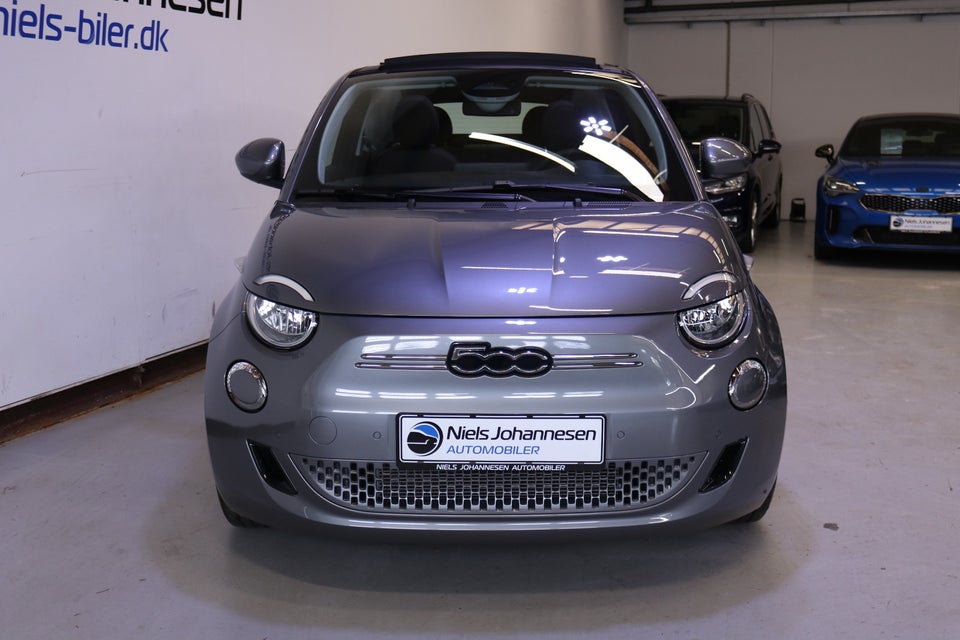 Fiat 500e (RED) Cabrio 2d