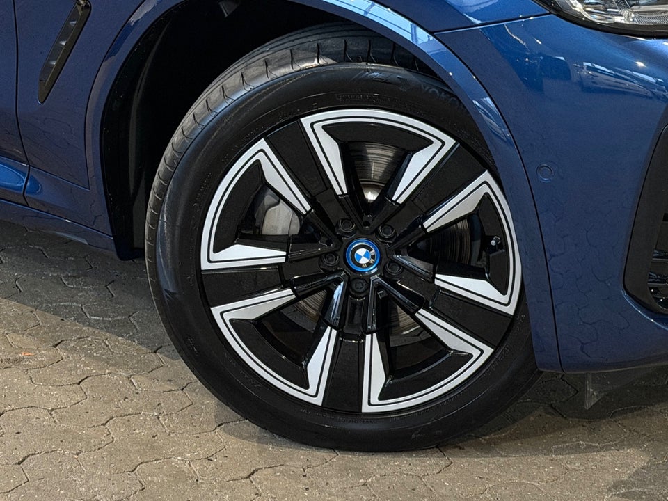 BMW iX3 Charged M-Sport 5d