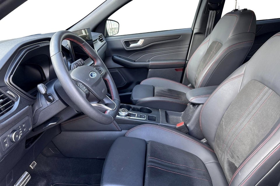 Ford Kuga 2,5 PHEV ST-Line X CVT 5d