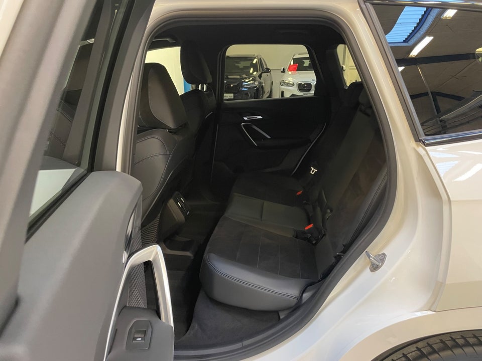 BMW iX1 eDrive20 M-Sport 5d