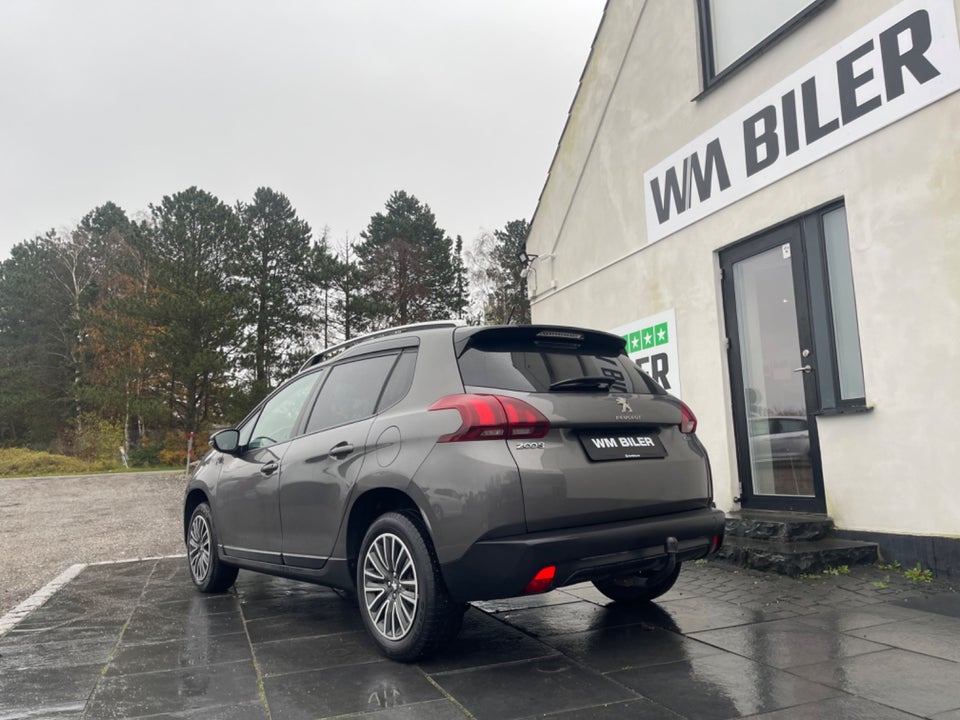 Peugeot 2008 1,2 VTi 82 Active 5d