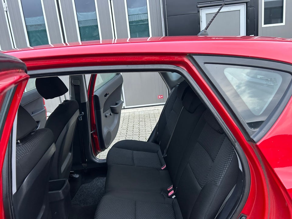 Hyundai i30 1,4 CVVT 109 Classic Sun 5d