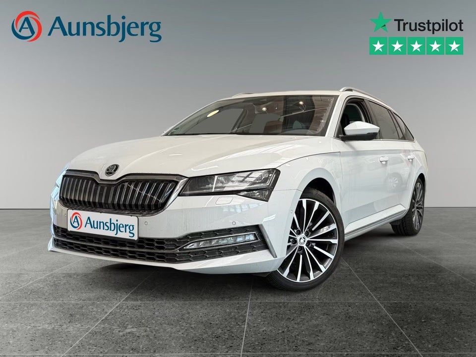 Skoda Superb 1,4 TSi iV Laurin & Klement Combi DSG Van 5d