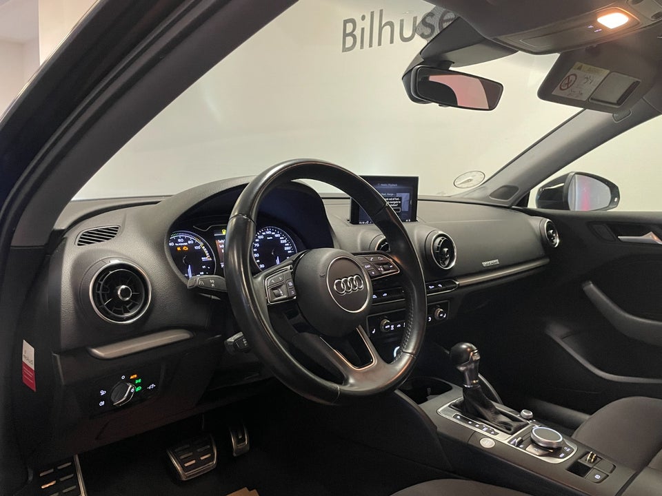 Audi A3 1,4 e-tron Sportback S-tr. 5d