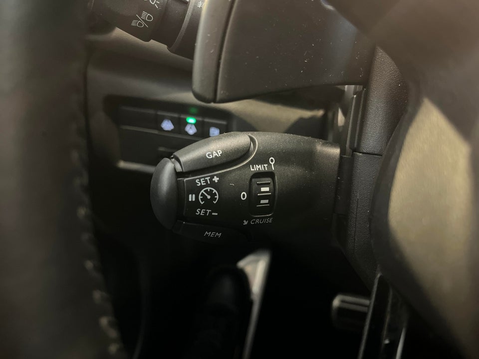 Citroën C5 Aircross 1,6 Hybrid Shine EAT8 5d