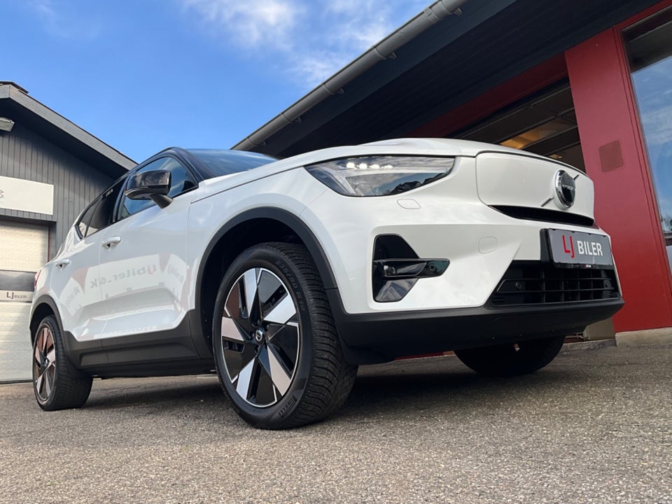 Volvo XC40 ReCharge Extended Range Plus 5d