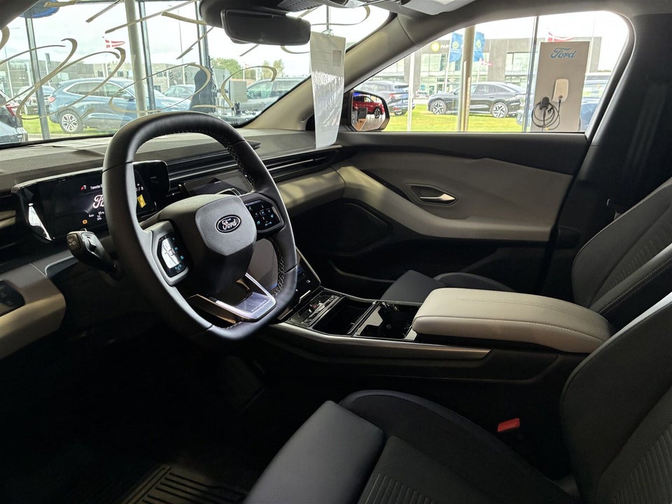 Ford Explorer 82 Select Extended Range 5d