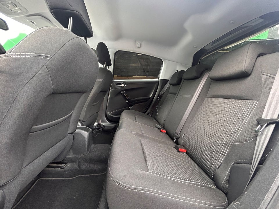 Peugeot 208 1,6 BlueHDi 100 Active 5d
