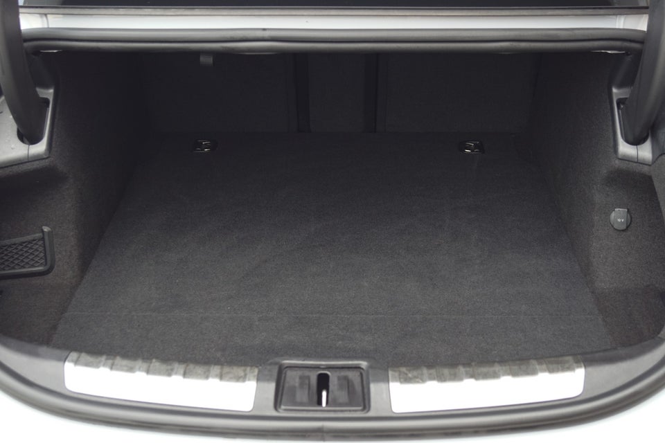 Porsche Taycan Turbo S Performance+  4d